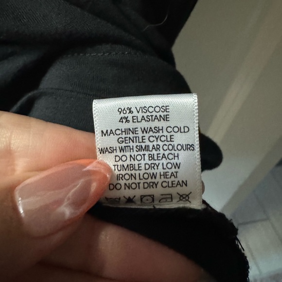 ABLE tank top on size 1X - Picture 3 of 3